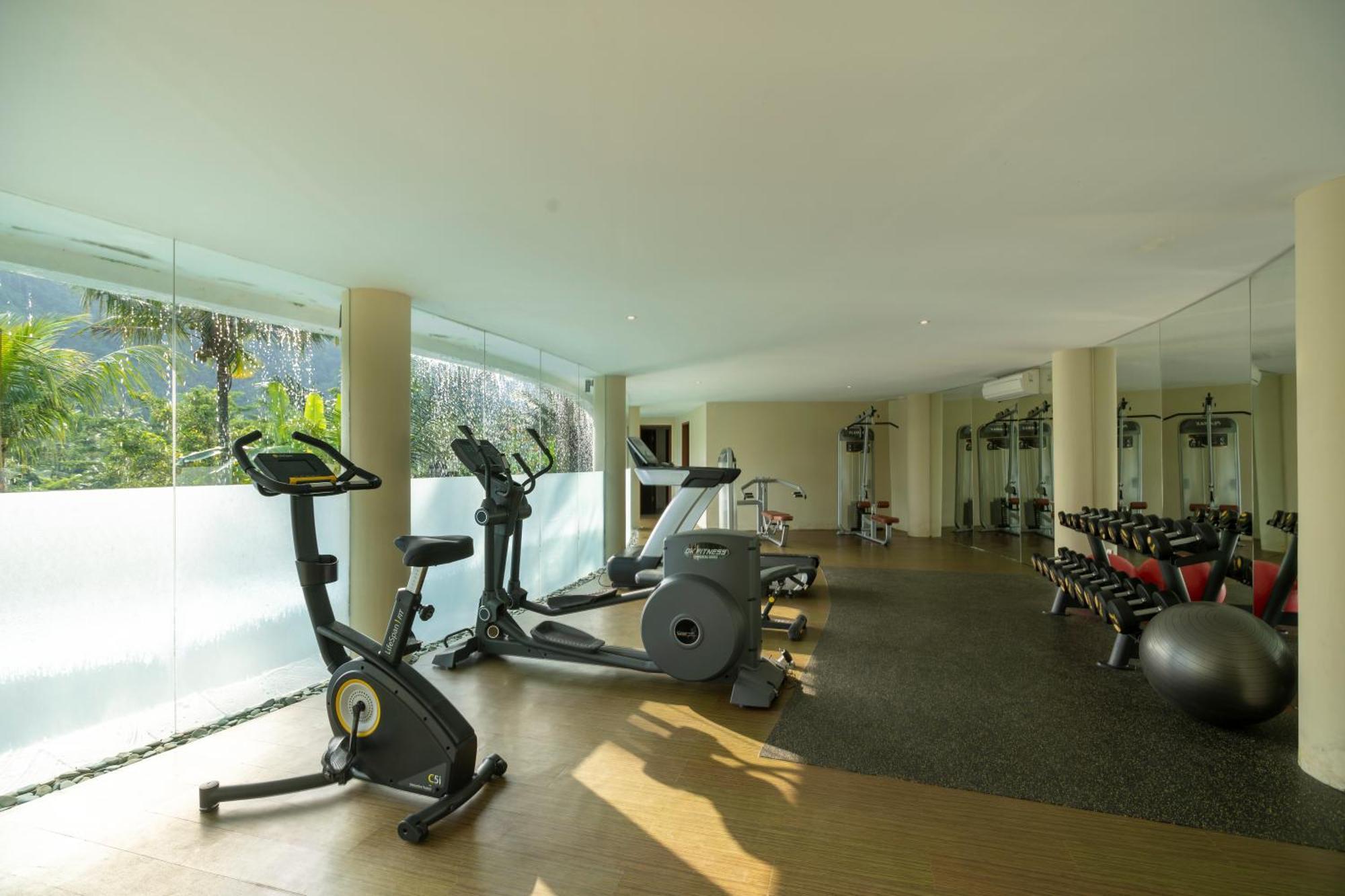 Wapa di Ume Sidemen Sidemen (Bali) Exterior foto The gym at the hotel