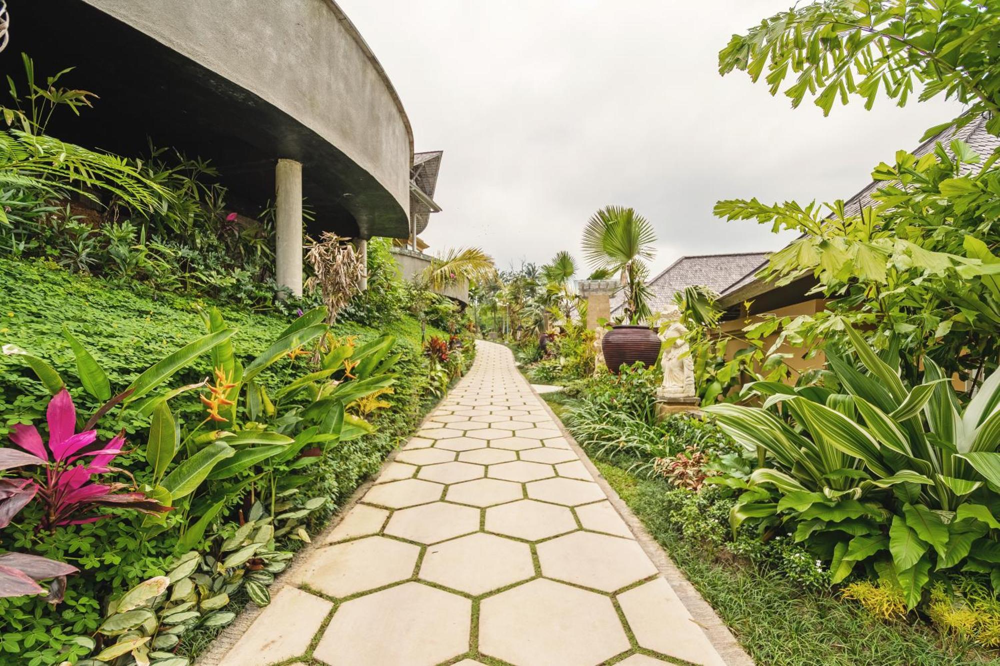 Wapa di Ume Sidemen Sidemen (Bali) Exterior foto The path to the spa